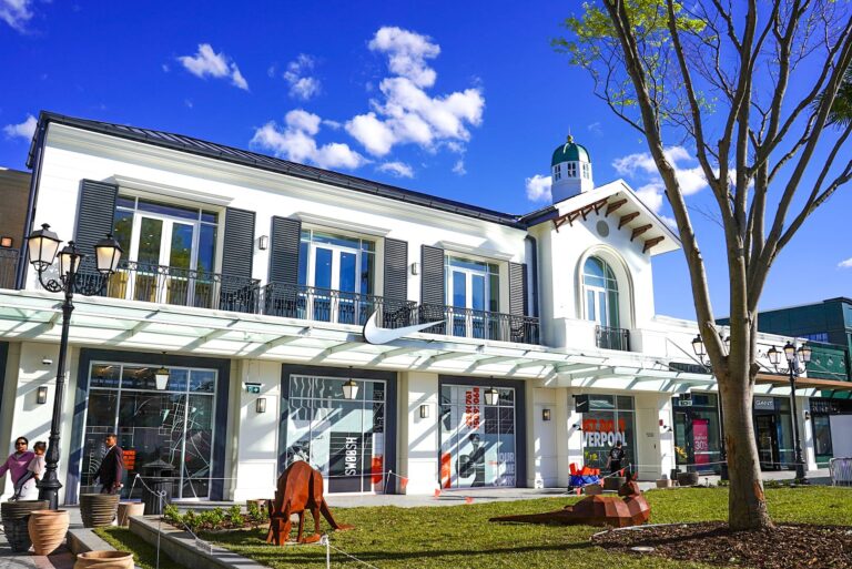 Fashion Spree Outlet Centre Gets a Glow-Up